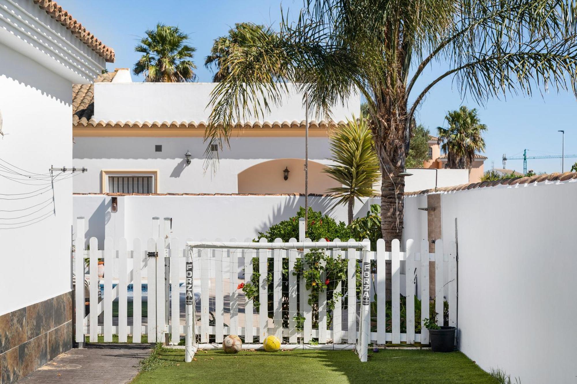 צ'יקלנה דה לה פרונטרה Casa Las Golondrinas-Solo Familias מראה חיצוני תמונה